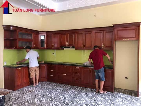 Mẫu tủ bếp inox 8