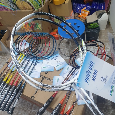 Vợt Cầu Lông Yonex Astrox 99 Game Trắng