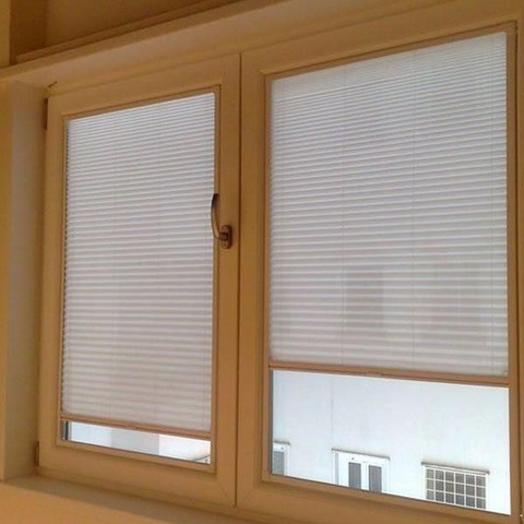 Cửa Lưới Chống Muỗi Dạng Cuốn Màu Vân Gỗ