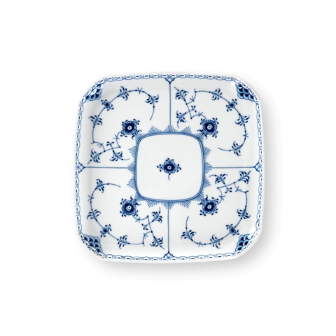 Đĩa vuông Royal Copenhagen, họa tiết Blue Fluted Half Lace 21cm