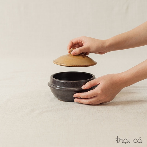 Nồi gốm nắp vàng (5 cỡ) - 15cm