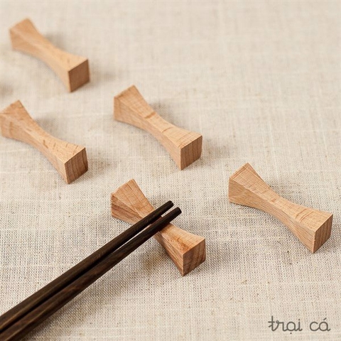 Gác đũa gỗ nơ (4cm) - Gỗ Beech