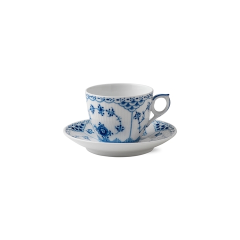Bộ chén và đĩa trà Royal Copenhagen, họa tiết Blue Fluted Half Lace 17cl