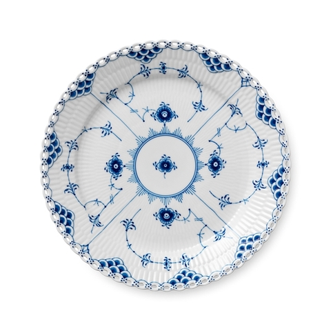 Đĩa Royal Copenhagen, họa tiết Blue Fluted Full Lace 25cm