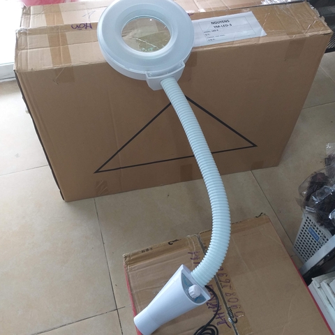 Đèn soi da YM-12 ( Có nút điều chỉnh mức độ sáng )