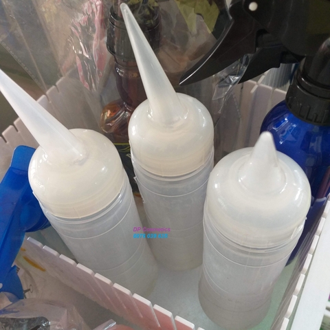 Bình châm thuốc uốn tóc