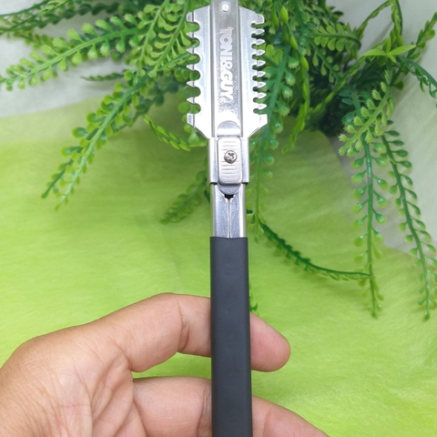 Dao rọc tóc TONI & GUY