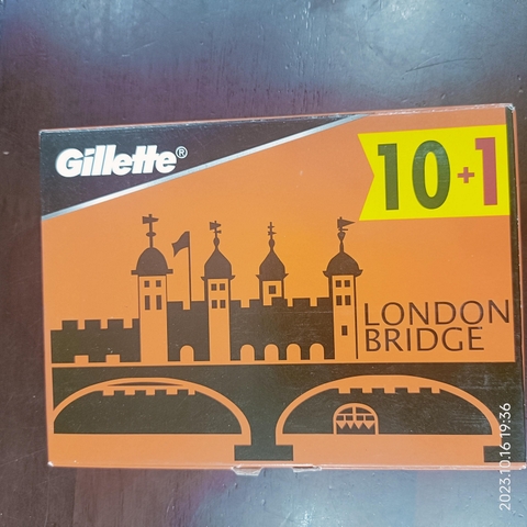 Hộp 100 lưỡi lam Gillette London