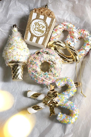 Phụ kiện treo Wonderland - Gold Glam Luxury II
