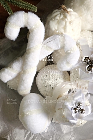 Hộp quả châu kiểu Twinkle - 15 quả châu phụ kiện Trắng tuyết 6-8-10CM