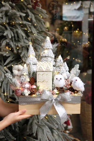 .Set khay nến Dinh thự mùa đông Snowy Owls - Màu hồng bạc - Tặng kèm dây đèn ngôi sao 2 mét