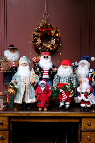 Ông già Noel hàng sưu tầm Vintage (nhiều size) phiên bản giới hạn bán tại cửa hàng