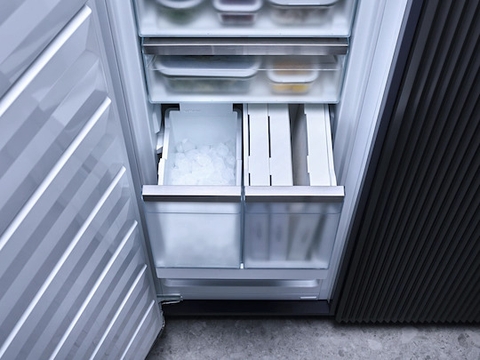 Tủ đông âm tủ Miele FNS 7794 DL