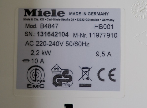 Cầu là quần áo thông minh Miele