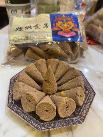 Nhang Viên Trầm Lục Đạo_Hộp 65 Viên