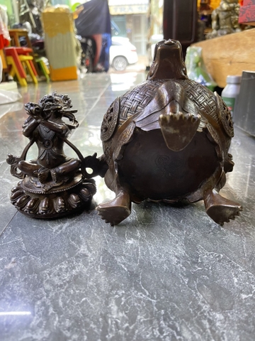 Lư Hộ Pháp Nâu Trung-23x16cm-CN 1600gr