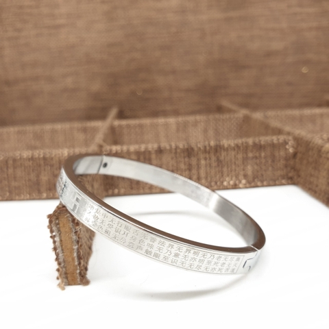 Vòng Tay Bát Nhã Tâm Kinh Bản Nhỏ_Chất liệu Titan Trắng_59mm