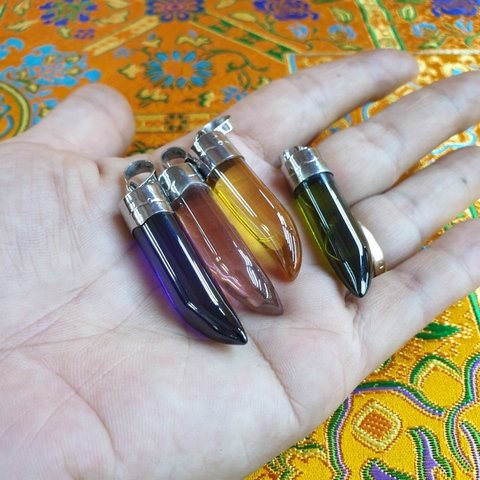 Đá Ngọc Mani Nanh_ 4x1cm