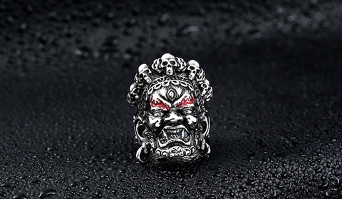 Nhẫn Hộ Pháp Mahakala Màu Trắng_22x33mm_Chất liệu Titan