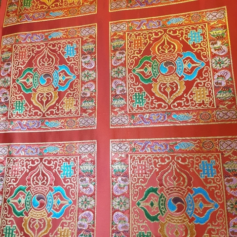 Vải Gấm Đỏ Chày Ngũ Trí_1mx75cm