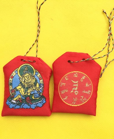 Túi Hoàng Thần Tài Màu Đỏ, Thêu Ngài_ 68x53mm