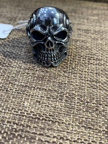 Nhẫn Đầu Lâu siez 7,8,9!