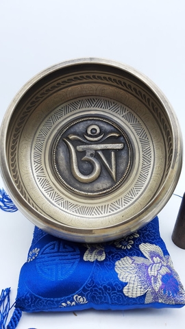 Chuông Xoay Nepal Khắc Chữ Om Trung_13x6cm_(Đúc Bằng Máy)