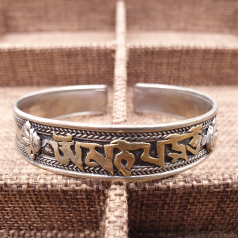 Vòng Tay Lục Tự  Vòng Đồng Omani Thủ Công Nepal (Nhỏ)_Chất liệu Đồng_8mm