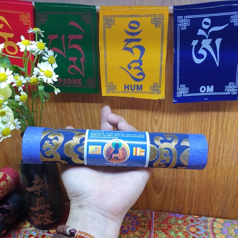 Nhang Không Tăm Nepal Ống Gấm_Ngài Dược Sư_20x4cm