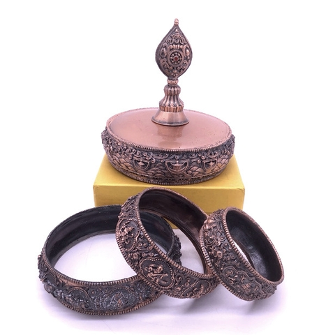 Mandala Đồng Nổi Đỏ Khắc 8 Cát Tường ,Dakini Nhảy_27x19cm