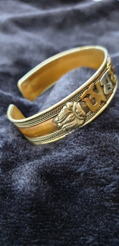 Vòng Tay Lục Tự Đồng Omani Thủ Công Nepal_Chất liệu Đồng_14mm