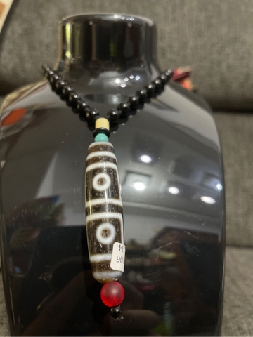 Đá Dzi 4 Mắt Nâu Đen_57x14cm