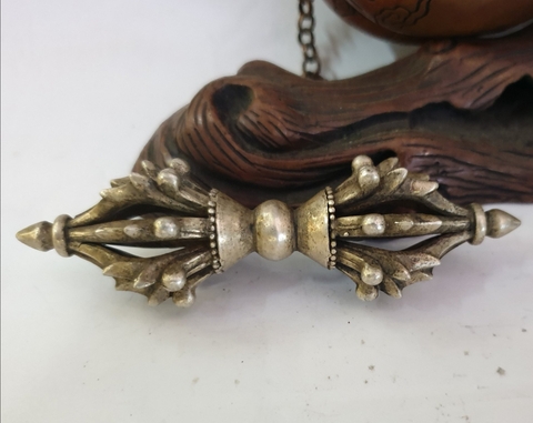 Chày Kim Cang 9 Chấu_Chất liệu Đồng Trơn Mạ Bạc_10cm