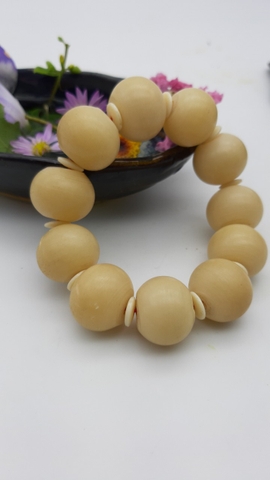 Chuỗi Hạt Bạch Ngọc Trai Vuông Bầu Đeo Tay_15ly