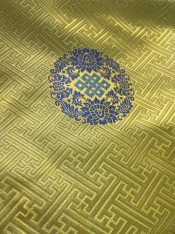 Vải Gấm Vàng Nút Thắt Cát Tường 75x1m!