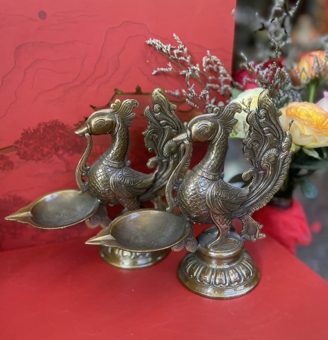 Cặp Đèn Khổng Tước-thắp Dầu hoặc Đèn Bơ-18x20cm!
