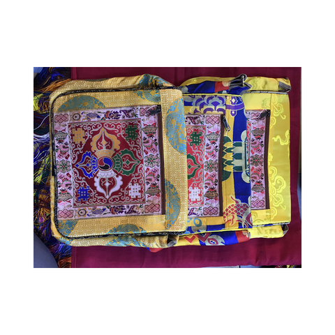 Túi Gấm Đeo Chéo Có Nắp Lớn 4 Dây Kéo_37x30cm