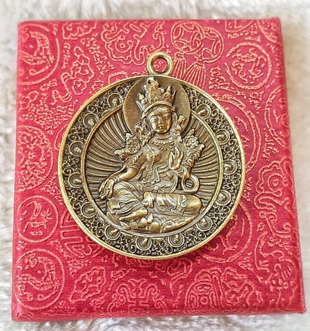 Mặt Đeo Khắc Hình Tara Bồ Tát_Chất Liệu Đồng_36mm
