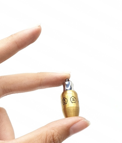 Mặt Đeo Hình Bình Tỉnh Thủy Bồ Tát_Chất liệu Titan31x14mm_14,5gr