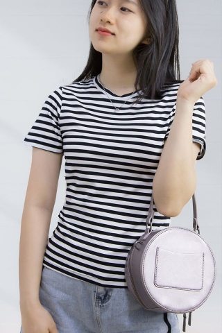 Áo Thun - Sọc Trắng Đen - Cổ Tròn - 15B