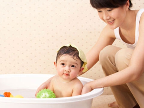 BẢO VỆ VÀ CHĂM SÓC DA CHO BÉ YÊU KHỎE MẠNH