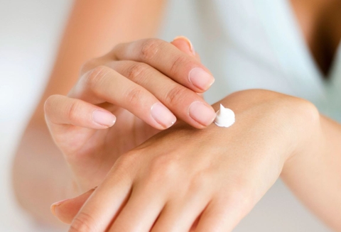 Gợi ý kem dưỡng da tay tốt nhất cho mùa dịch