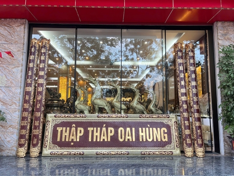 Bộ đại tự - câu đối hàng đặt