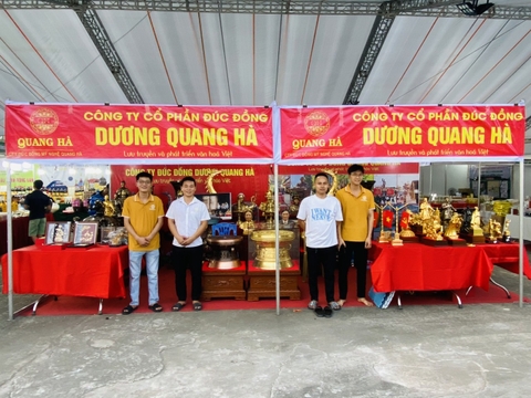 Đúc Đồng Dương Quang Hà Đại Diện Cho Tỉnh Ninh Bình tham dự hội chợ công thương vùng đồng bằng sông Hồng