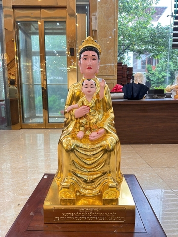 Tượng thủy tổ dòng họ