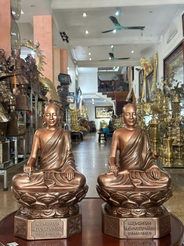 Tượng phật hoàng trần nhân tông