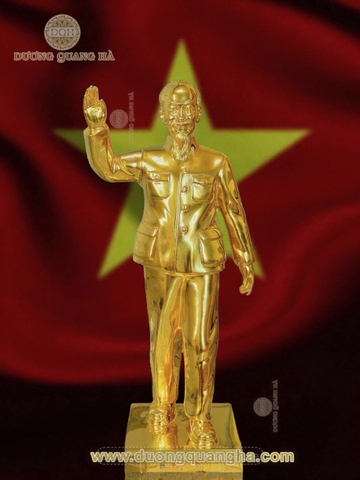 Bác Hồ Vẫy Tay Chào Dát Vàng