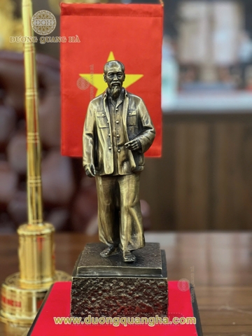 Bác Hồ Đồng Vàng Giả Cổ