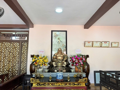 Bàn giao tượng di lạc 1m17 cho quý khách hàng tại Phú Thọ