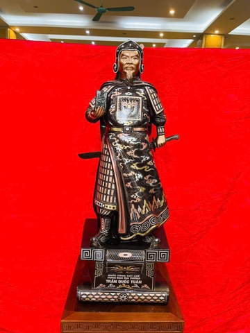 Trần Hưng Đạo khảm ngũ sắc cao cấp